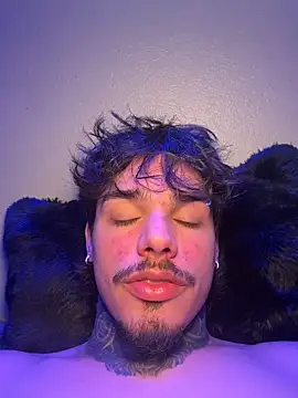 SNAKEARM's Webcam Show