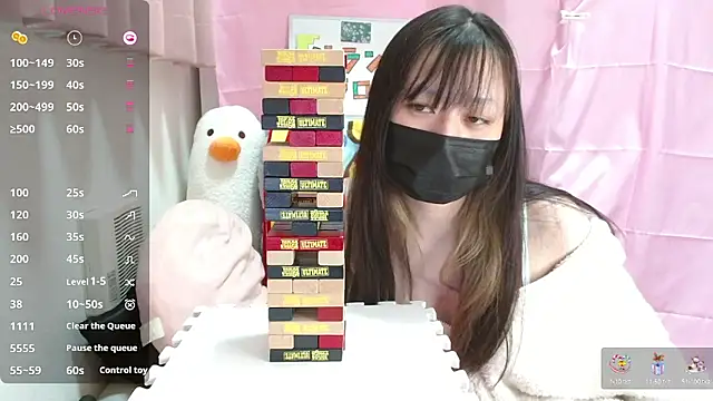 XXX chat uživo modela pipimi_khaos