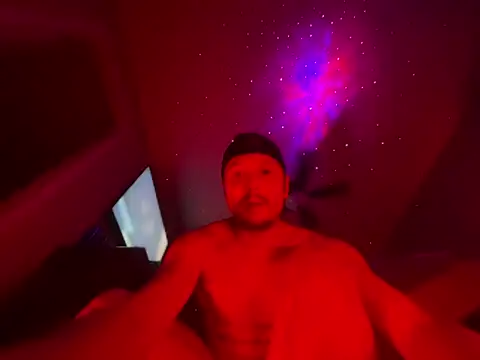 Antnjon Show in webcam