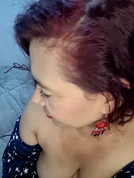 Scarlet_curly8a élő XXX-chatje