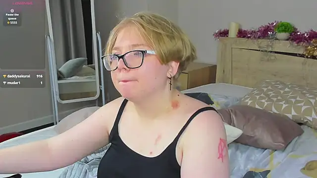 Lauraaa_Smith Chat XXX live