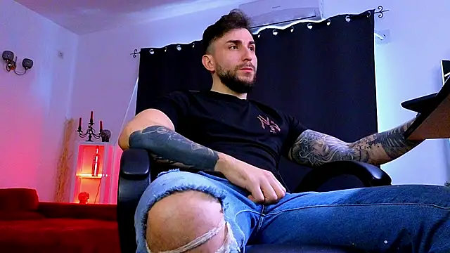 Chat XXX ao vivo de MightyAaron66