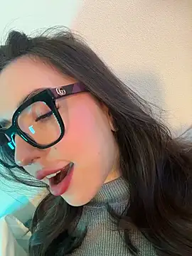 Oh_My_Dianee Chat XXX in diretta