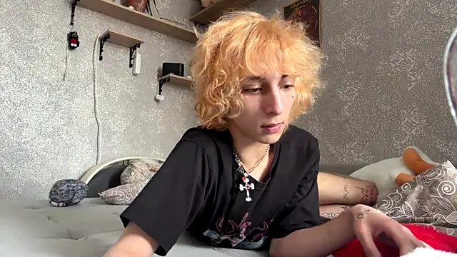 Fred_bucks Chat XXX in diretta