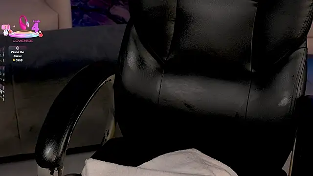 MadelineFoxn Live XXX chat