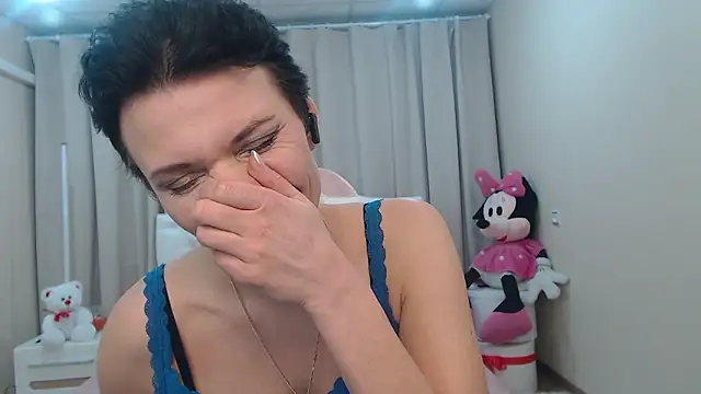 AvaSaturnian Webcam Show