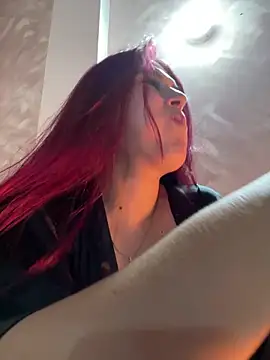 JimenaWhite's Live XXX Chat