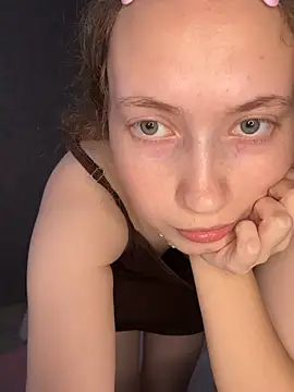 Czat XXX na żywo – Holy_Poly