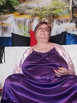 QueenPammy1 Adlı Modelin Canlı XXX Sohbeti