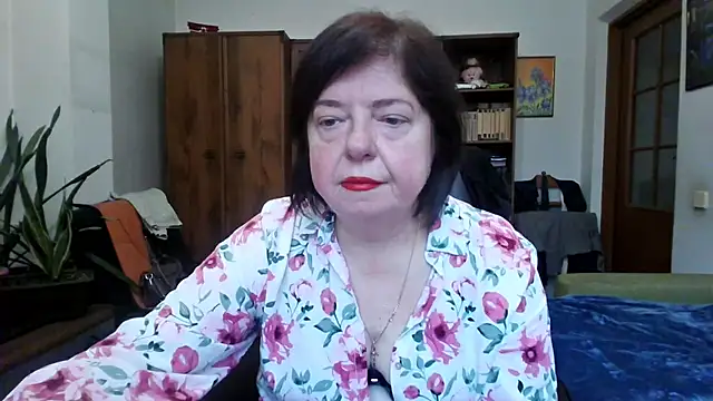 Violet_Pulse Adlı Modelin Canlı XXX Sohbeti