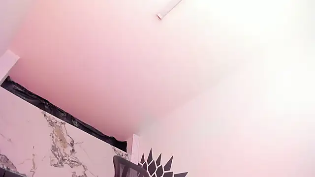 AngelDoll_1: διαδικτυακό σόου στην κάμερα