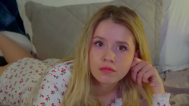 XXX chat uživo modela MilanaBalmain