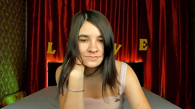 _Polly_Love_'s Live XXX Chat