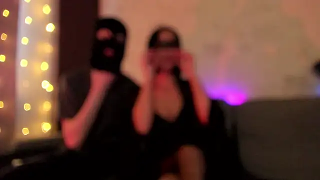 weloves33x – Kamerová šou