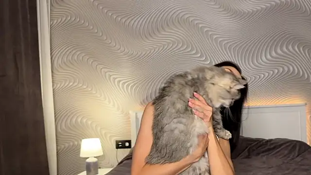 MiaSweetasHoneyのウェブカメラショー