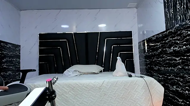 Ladyy_Scarlett Chat XXX live