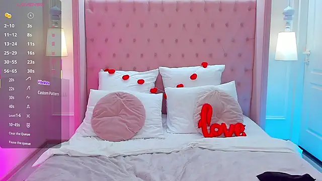 CassieRide: онлайн-секс-чат