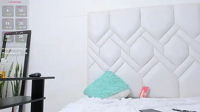 LindaHooker: онлайн-секс-чат