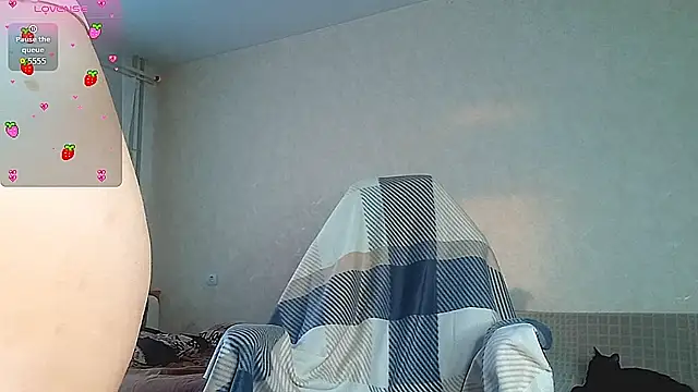 LouiseDew webkamerás műsora