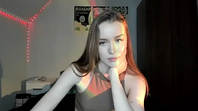 Chat +18 de tinyglow ao vivo