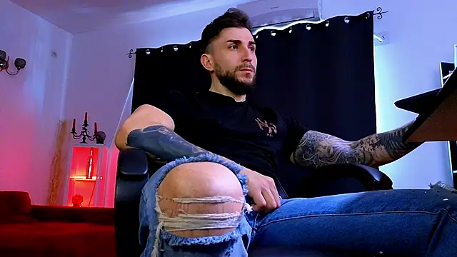 Chat +18 de MightyAaron66 ao vivo