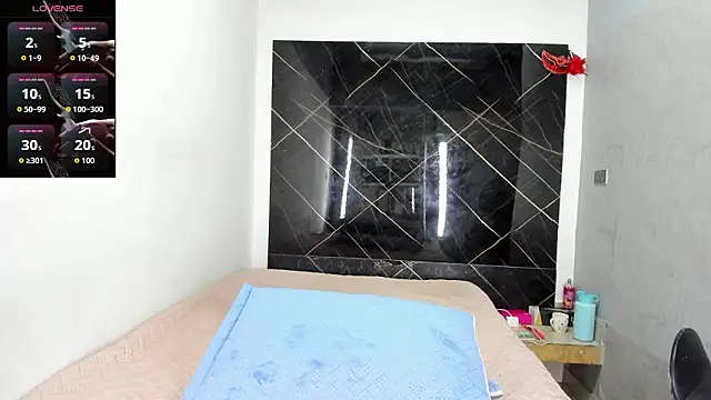 Darla_Jackson Show in webcam