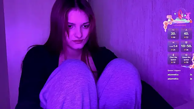 EmllyLighty's Live XXX Chat