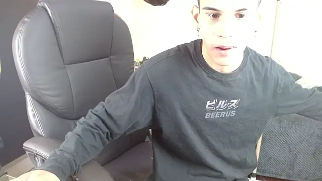 paullcb élő XXX-chatje