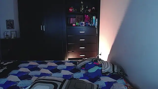 saradiazxxx: απευθείας συνομιλία ΧΧΧ