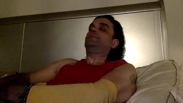 StuntingSpunMarine69 现场XXX聊天