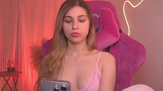 EllieCutes 现场XXX聊天