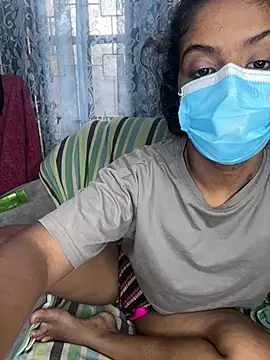 Chat +18 de SukiyamaAsia ao vivo