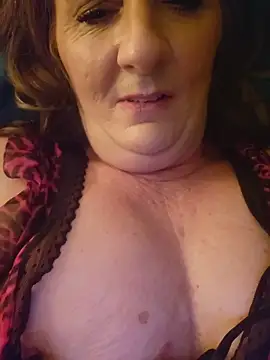 HotAzMilf 现场XXX聊天