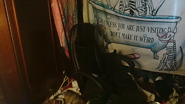 Ombeline1: онлайн-секс-чат