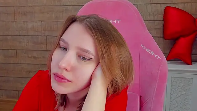 LiliLinn: онлайн-секс-чат