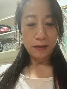 aniani11 – Live XXX-chat