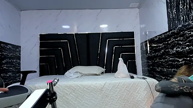 Ladyy_Scarlett Chat XXX in diretta