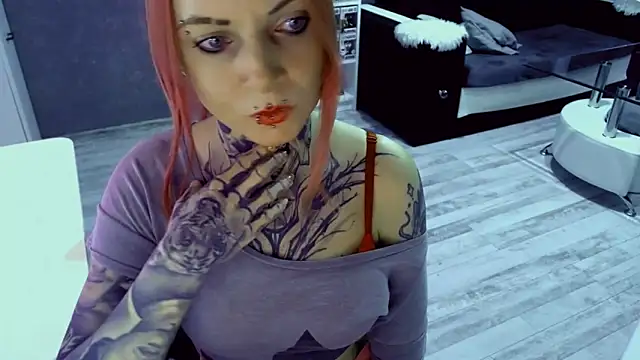 Онлайн чат XXX InesGold