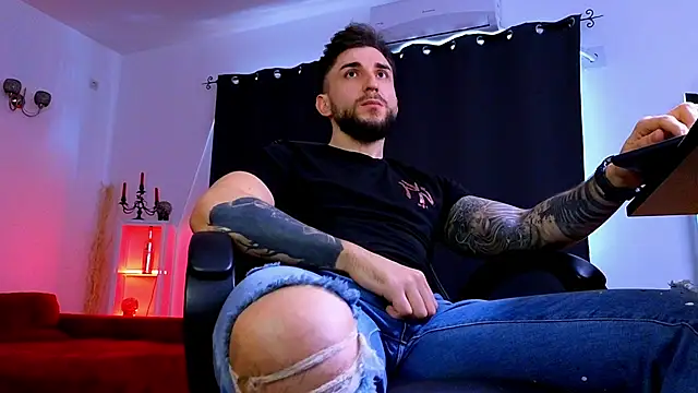 MightyAaron66 webkamerás műsora