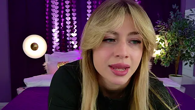 Онлайн чат XXX HelenaMorgan