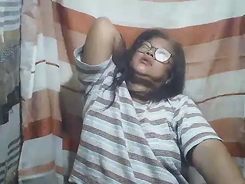 fireflower70 Live XXX Chat