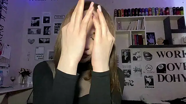 Czat XXX na żywo – JuliaCurletteye