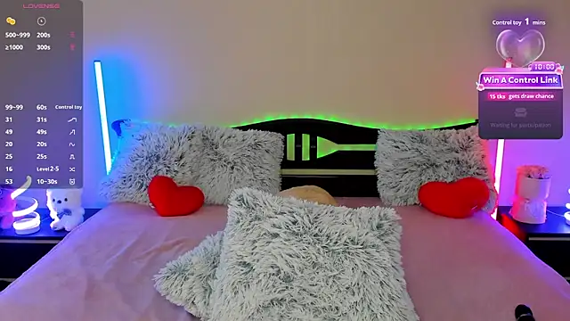 paradisaic_delightn Live XXX chat