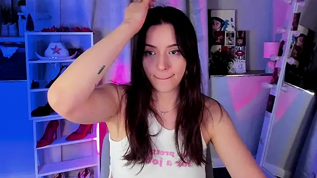 Sahara_Shields: απευθείας συνομιλία ΧΧΧ