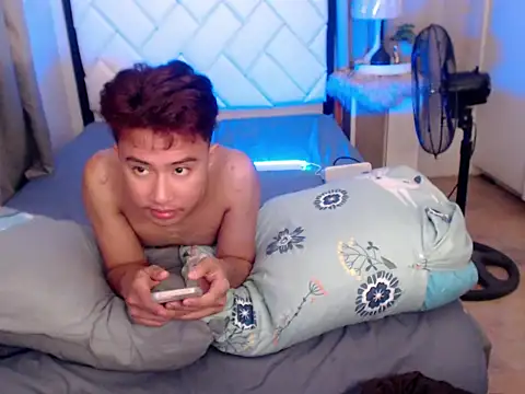 Czat XXX na żywo – _CandyTwink_