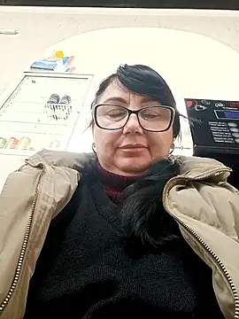 Show modela MariSwan222 na web-kameri