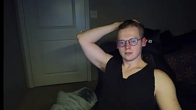 Pokazy przed kamerką – doloresman