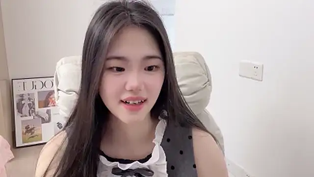 suki-1 Live XXX-Chat