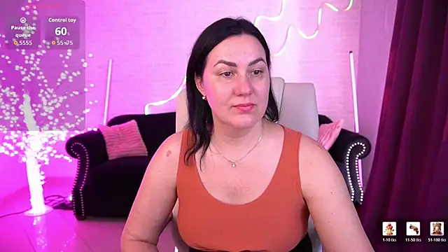 XXX chat uživo modela VelvetLuck
