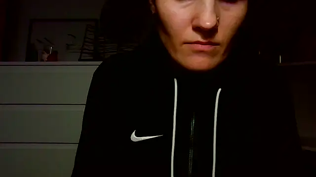 Ms-Lust1- Chat XXX in diretta